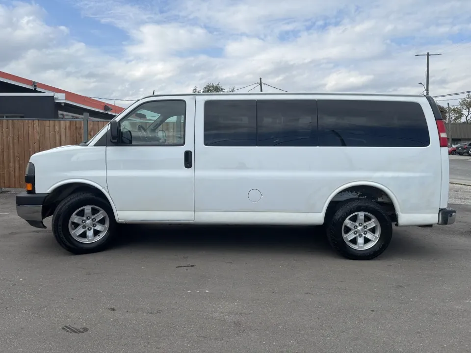 GMC Savana