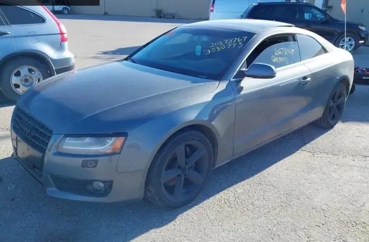 Audi A5 2012 photo 2