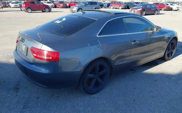 Audi A5 2012 photo 4