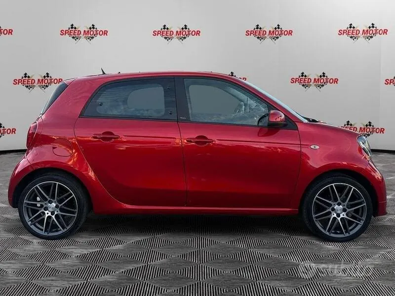 Smart Forfour 2017 photo 3