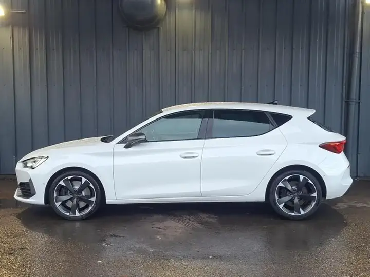 Cupra Leon 2023 photo 4
