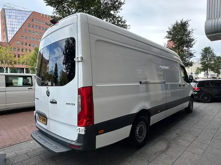Mercedes-Benz Sprinter 2021 photo 3