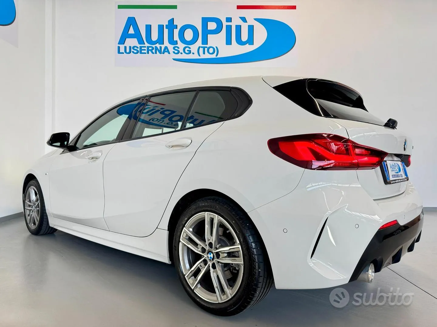 BMW 1 Series 2022 photo 2