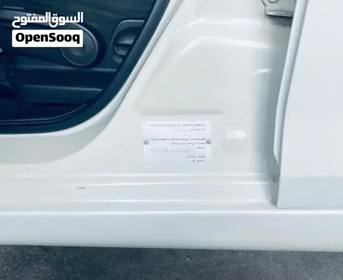 Suzuki Swift 2014 photo 4