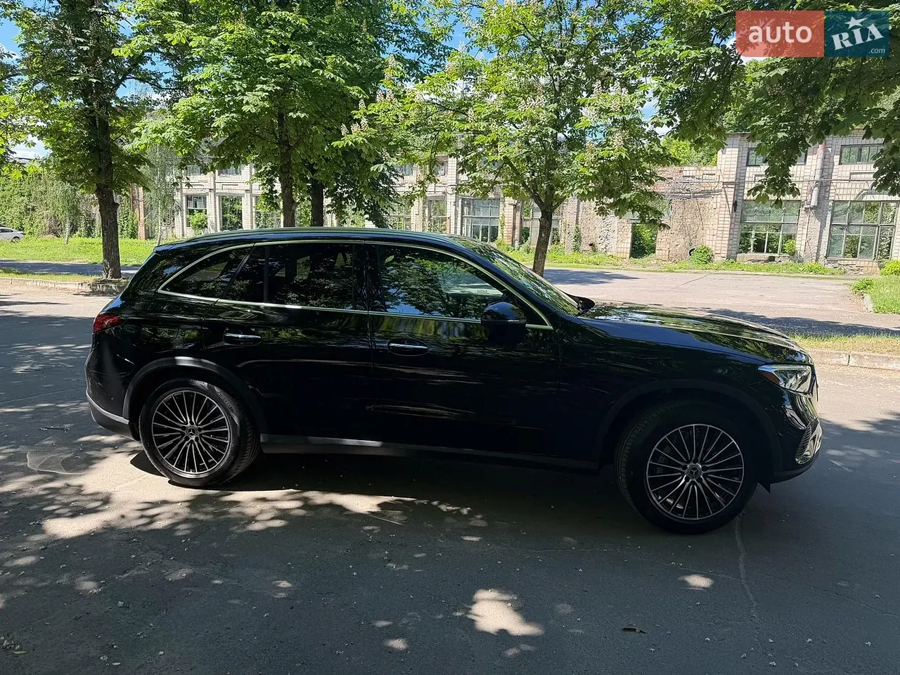 Mercedes-Benz Glc-Class 2024 photo 3