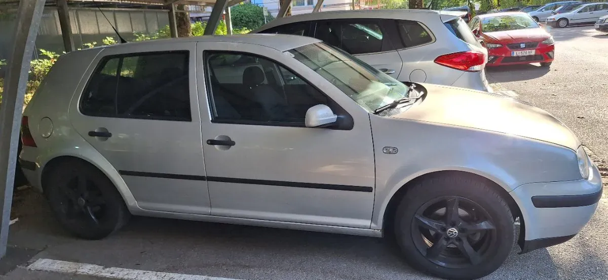 Volkswagen Golf 1998 photo 3