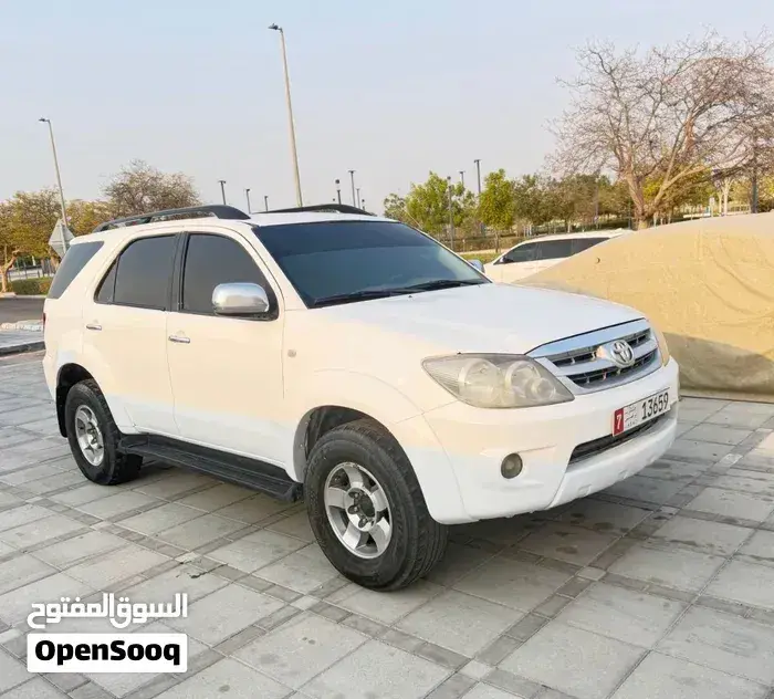 Toyota Fortuner 2006 photo 3