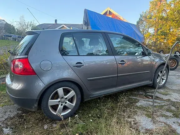 Volkswagen Golf 5 2007 photo 2
