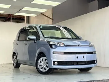 Toyota Spade 2015 photo 3