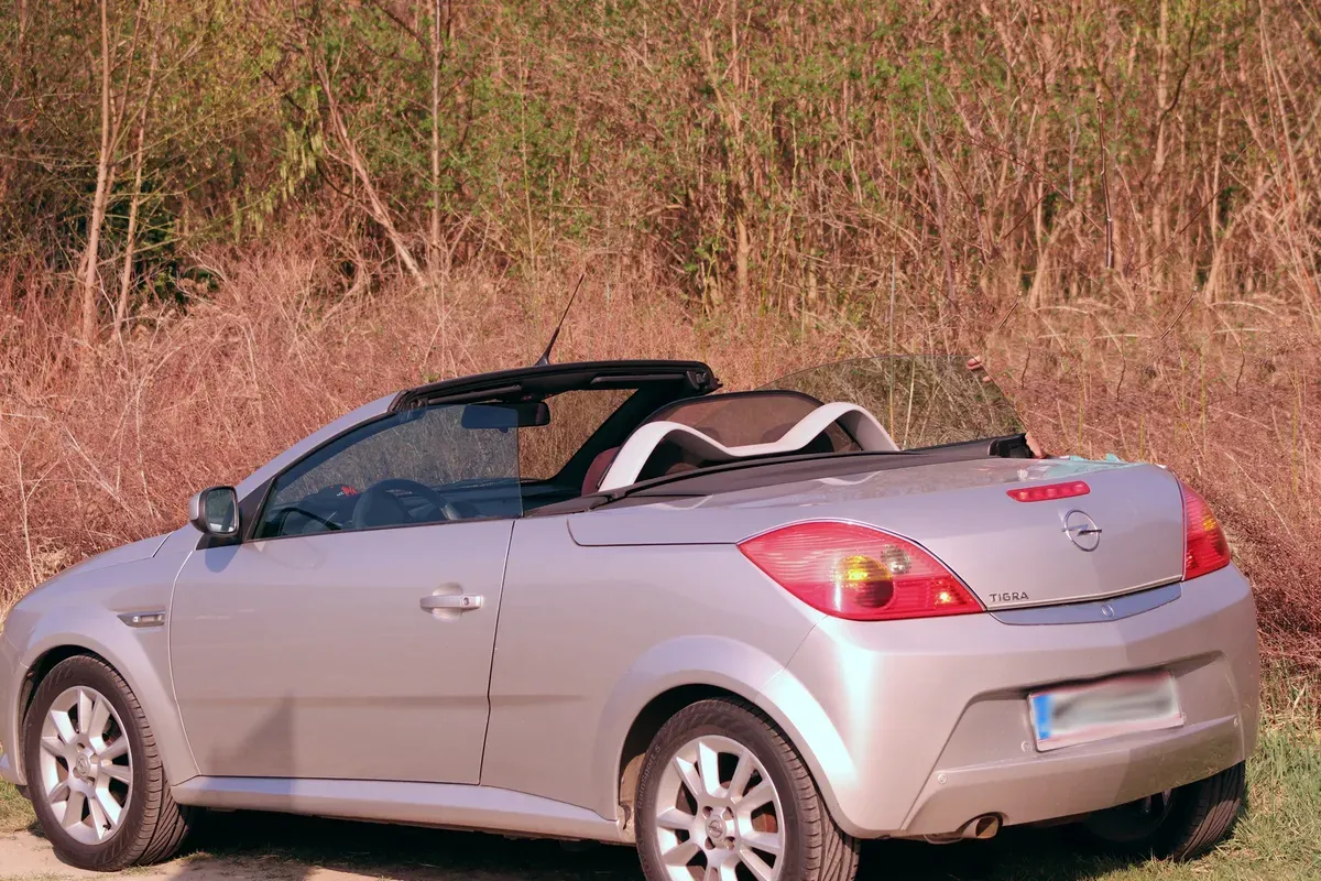 Opel Tigra 1999 photo 3