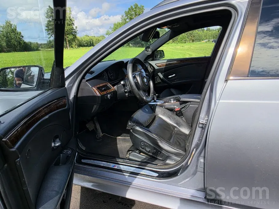 BMW 525D 2004 photo 5