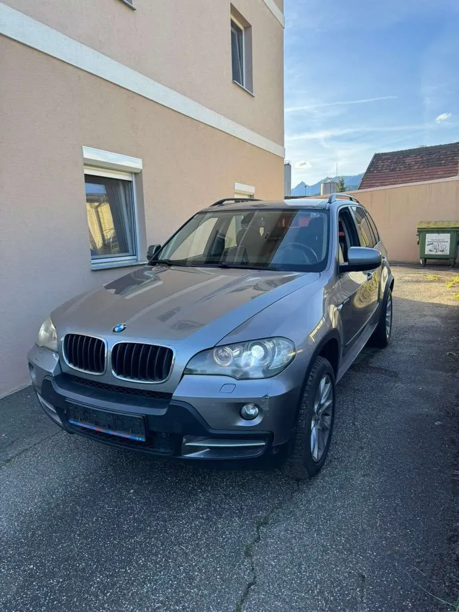 BMW X5 2009 photo 3