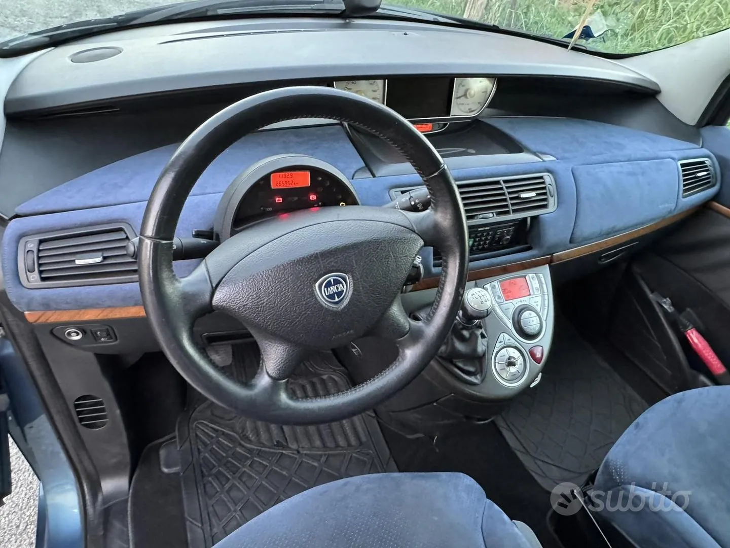 Lancia Phedra 2009 photo 4