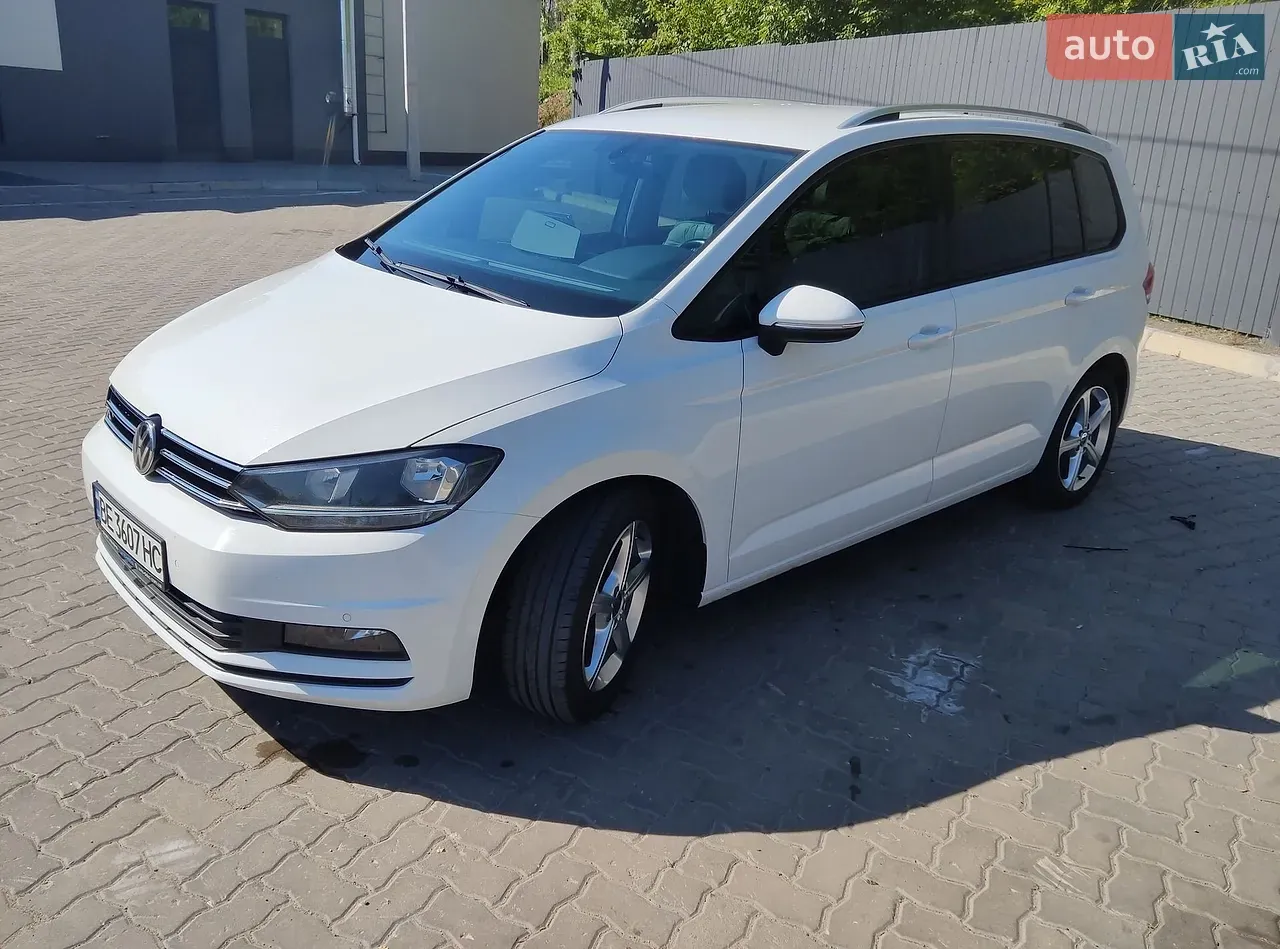 Volkswagen Touran 2018 photo 3