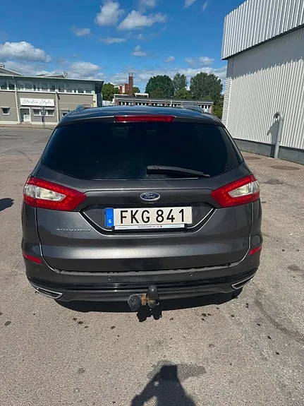 Ford Mondeo 2015 photo 5