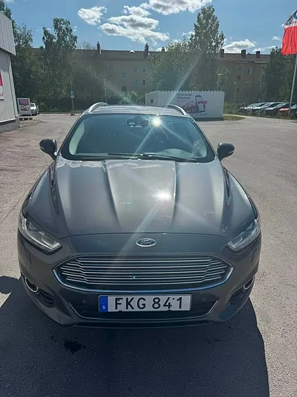 Ford Mondeo 2015 photo 2