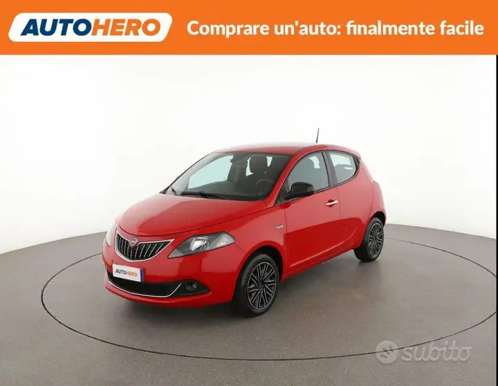 Lancia Ypsilon