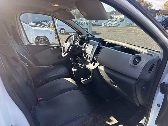 Renault Trafic 2016 photo 4