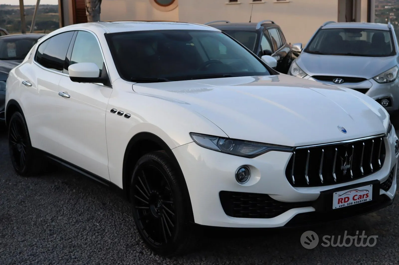 Maserati Levante 2017 photo 2