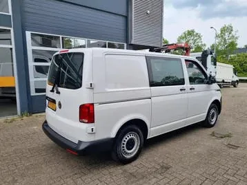 Volkswagen Transporter 2020 photo 2