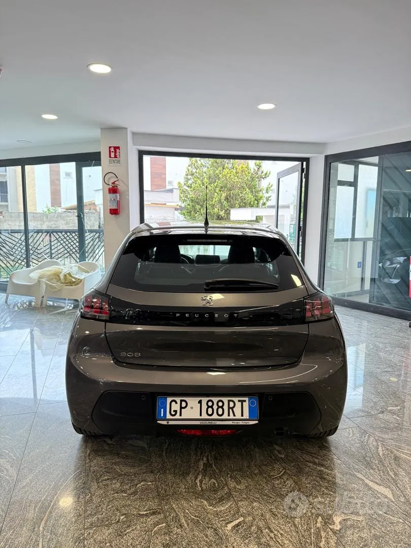 Peugeot 208 2023 photo 5