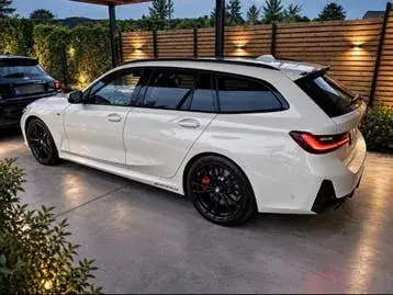 BMW 330I