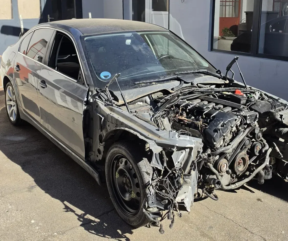 BMW 5 Series 2008 photo 2