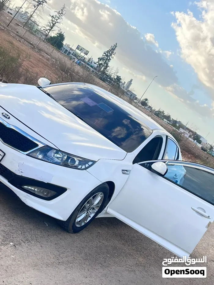 Kia K5 2013 photo 2