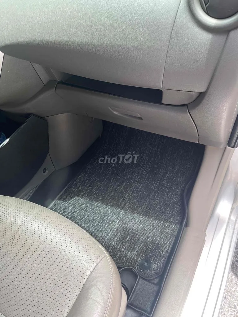 Nissan Sunny 2015 photo 5