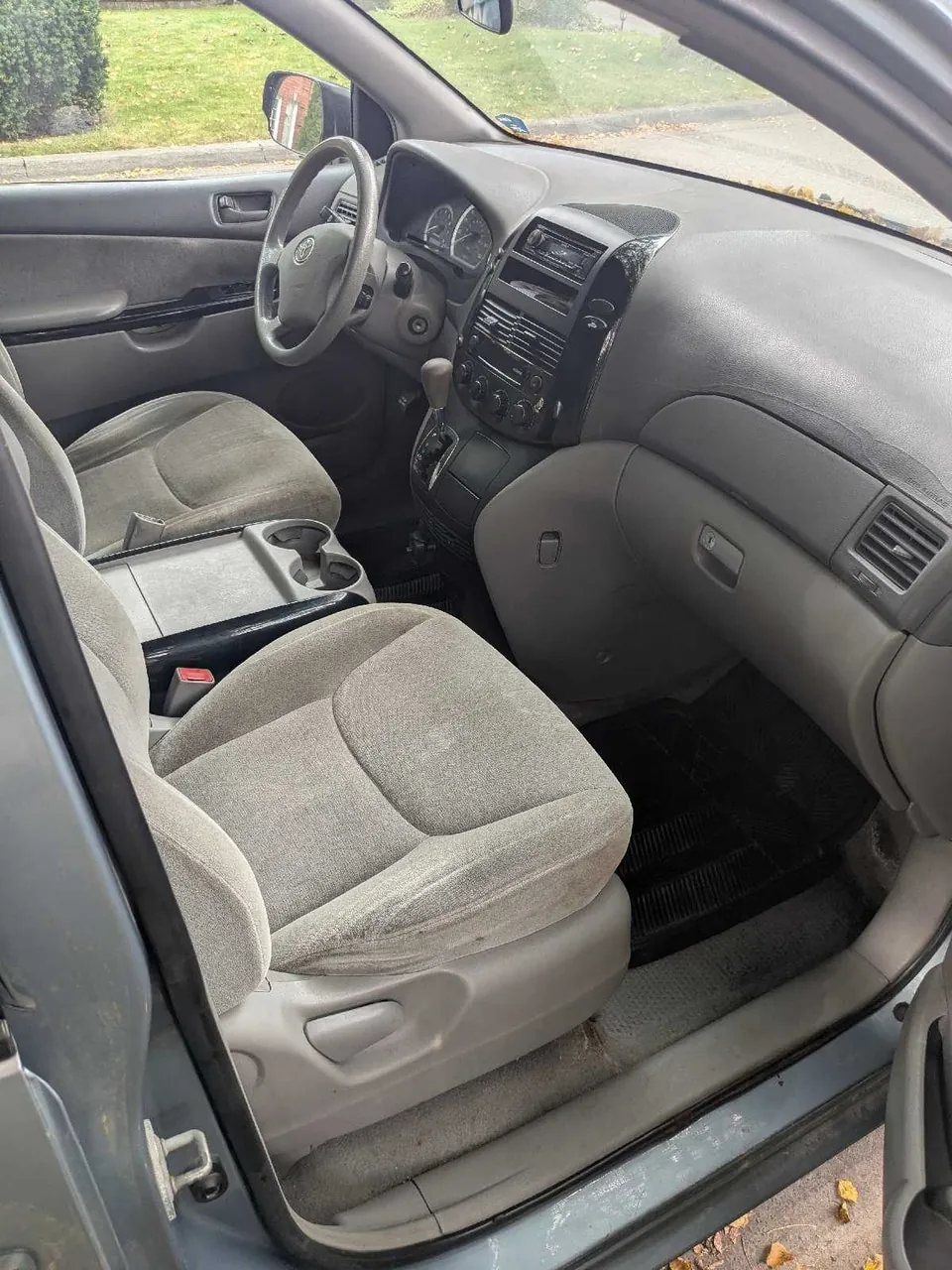 Toyota Sienna 2004 photo 4