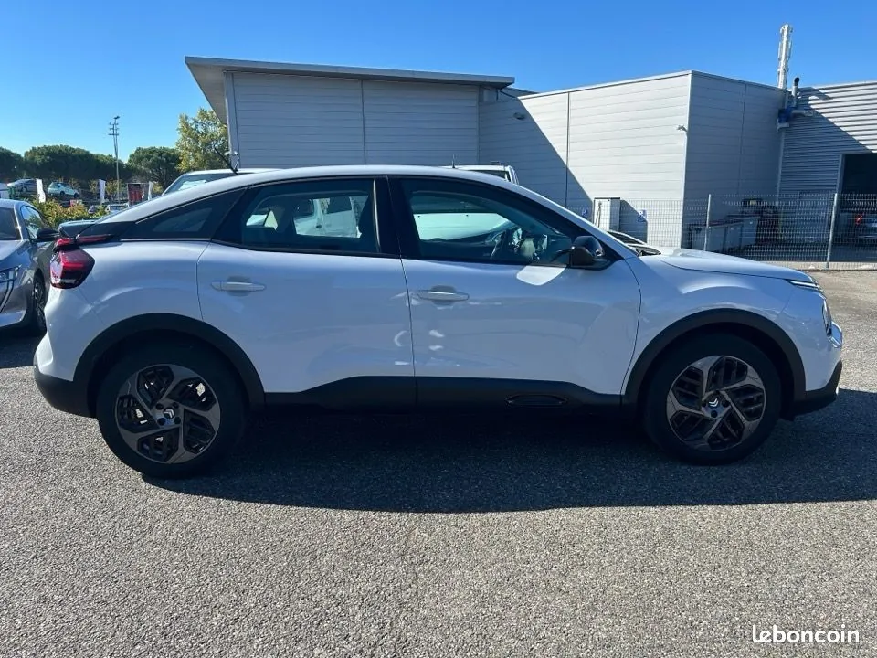 Citroen C4 2024 photo 4
