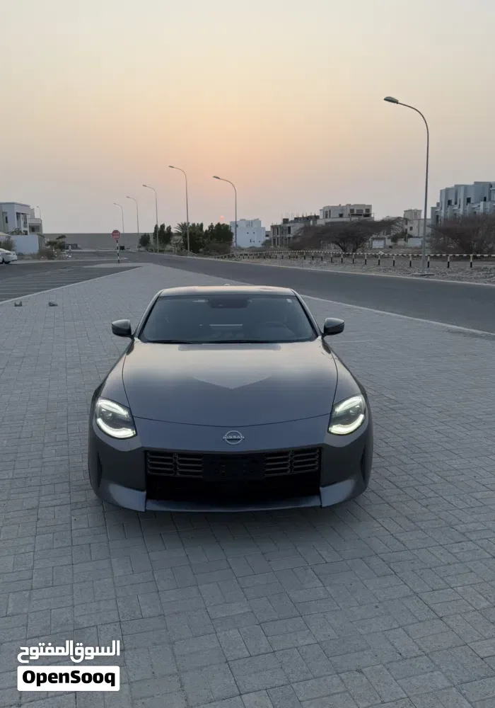 Nissan Z