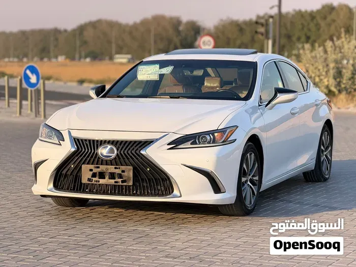 Lexus Es 2021 photo 2