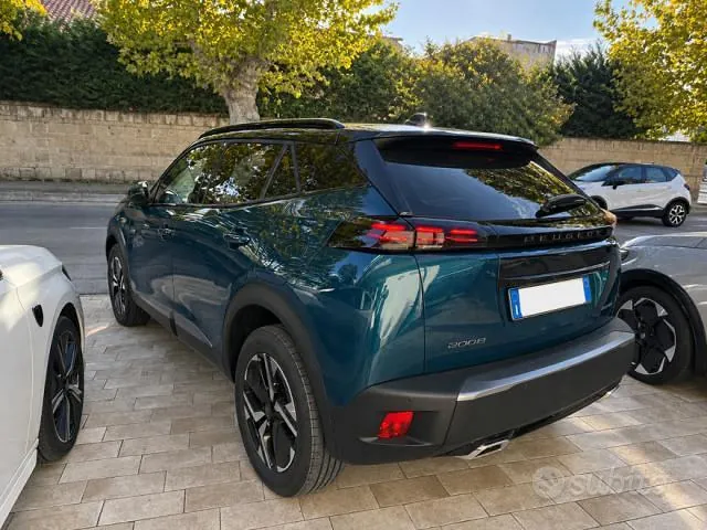 Peugeot 2008 2025 photo 2