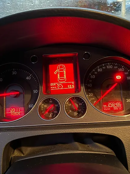 Volkswagen Passat 2008 photo 4