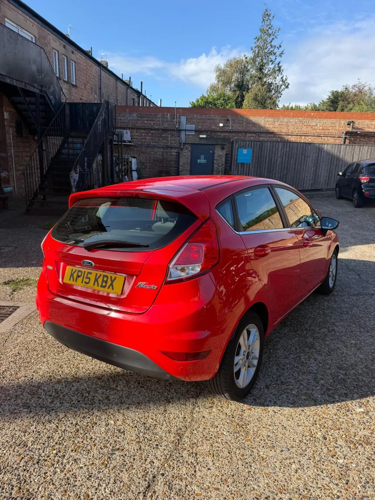Ford Fiesta 2015 photo 4