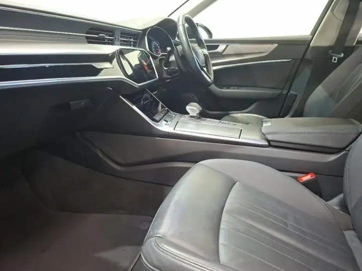 Audi A6 Avant 2021 photo 5