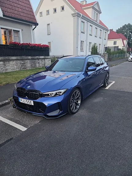 BMW 330E 2024 photo 3