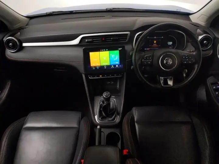 MG Mg Zs 2023 photo 3