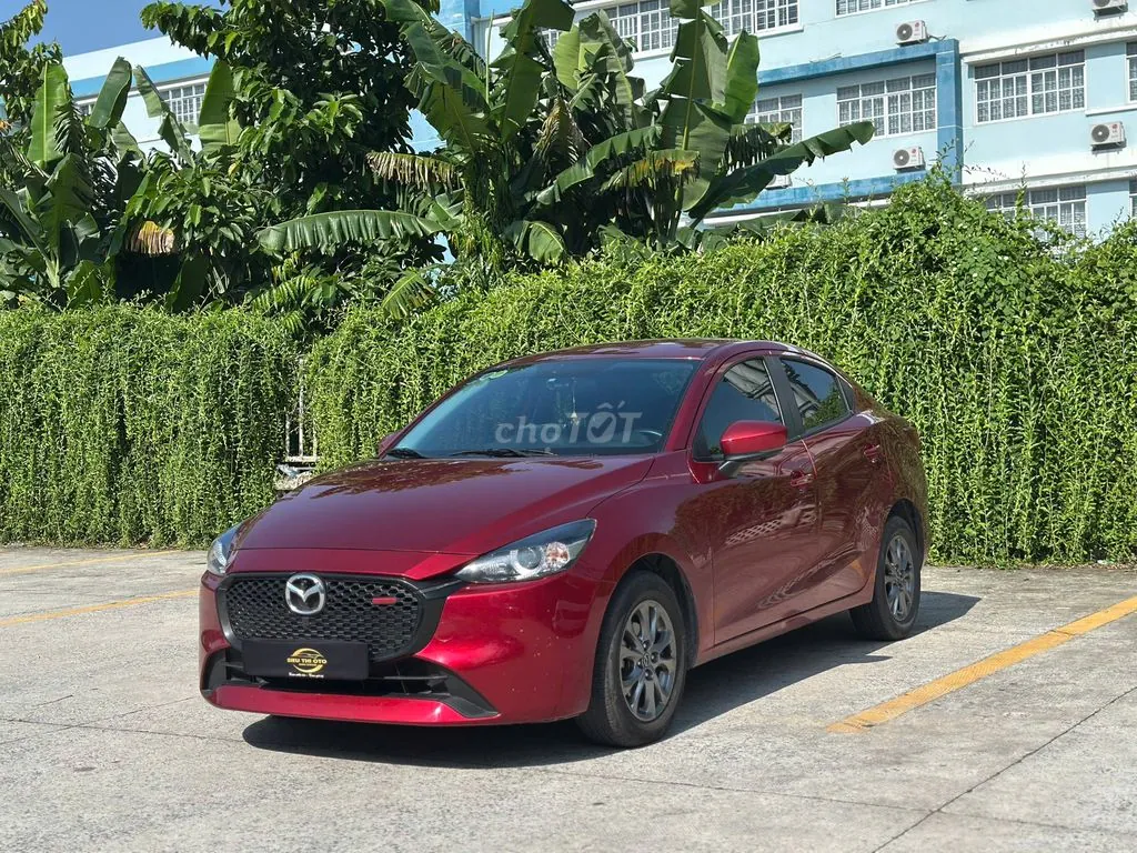 Mazda 2 2025 photo 2