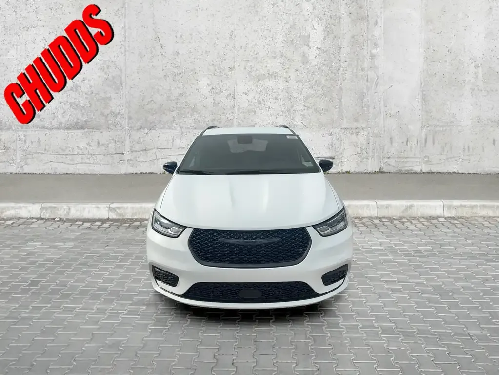 Chrysler Pacifica 2025 photo 2