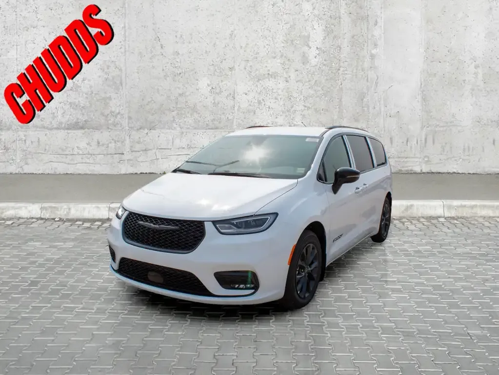 Chrysler Pacifica 2025 photo 3
