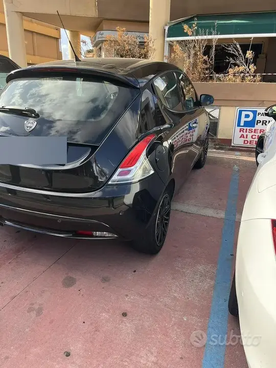 Lancia Ypsilon 2018 photo 2