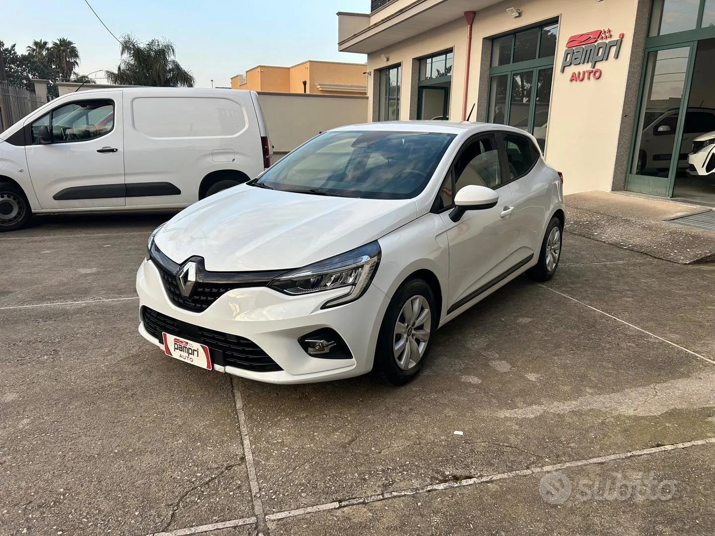 Renault Clio 2020 photo 4