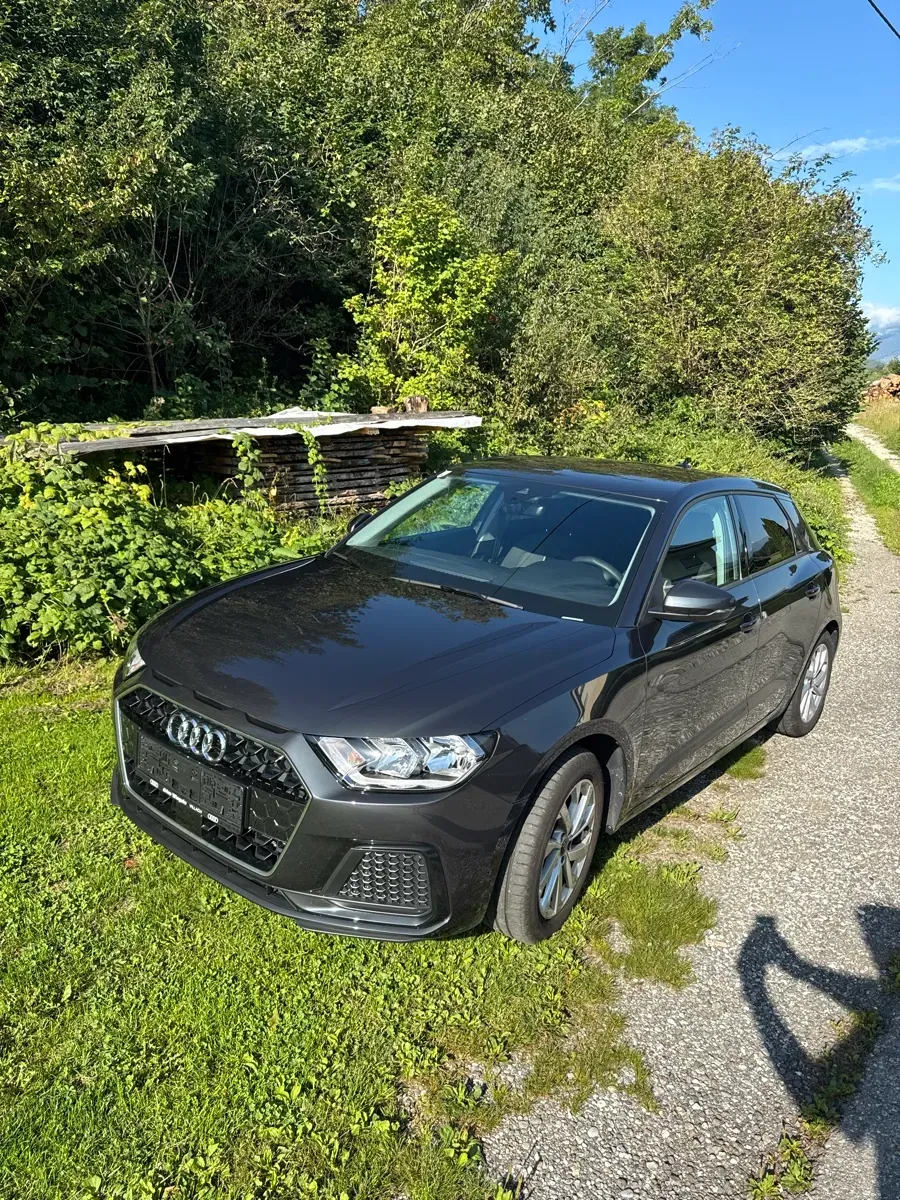 Audi A1 2024 photo 3