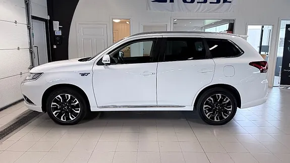 Mitsubishi Outlander 2017 photo 4