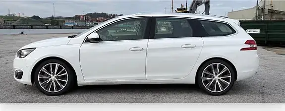 Peugeot 308 2015 photo 2