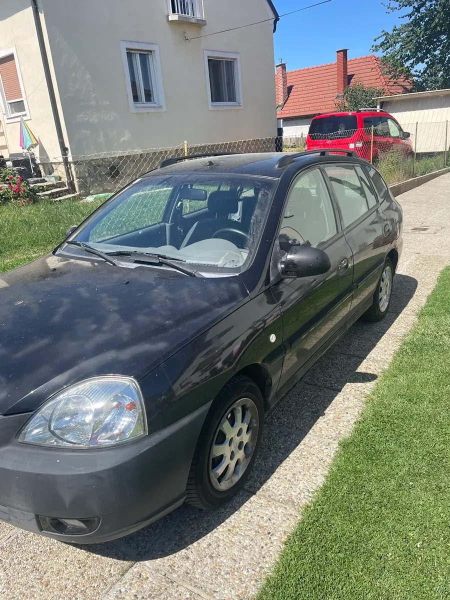 Kia Rio 2005 photo 2