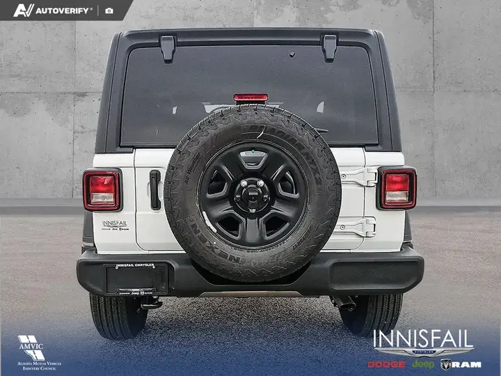 Jeep Wrangler 2026 photo 5