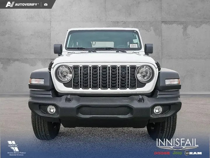 Jeep Wrangler 2026 photo 2